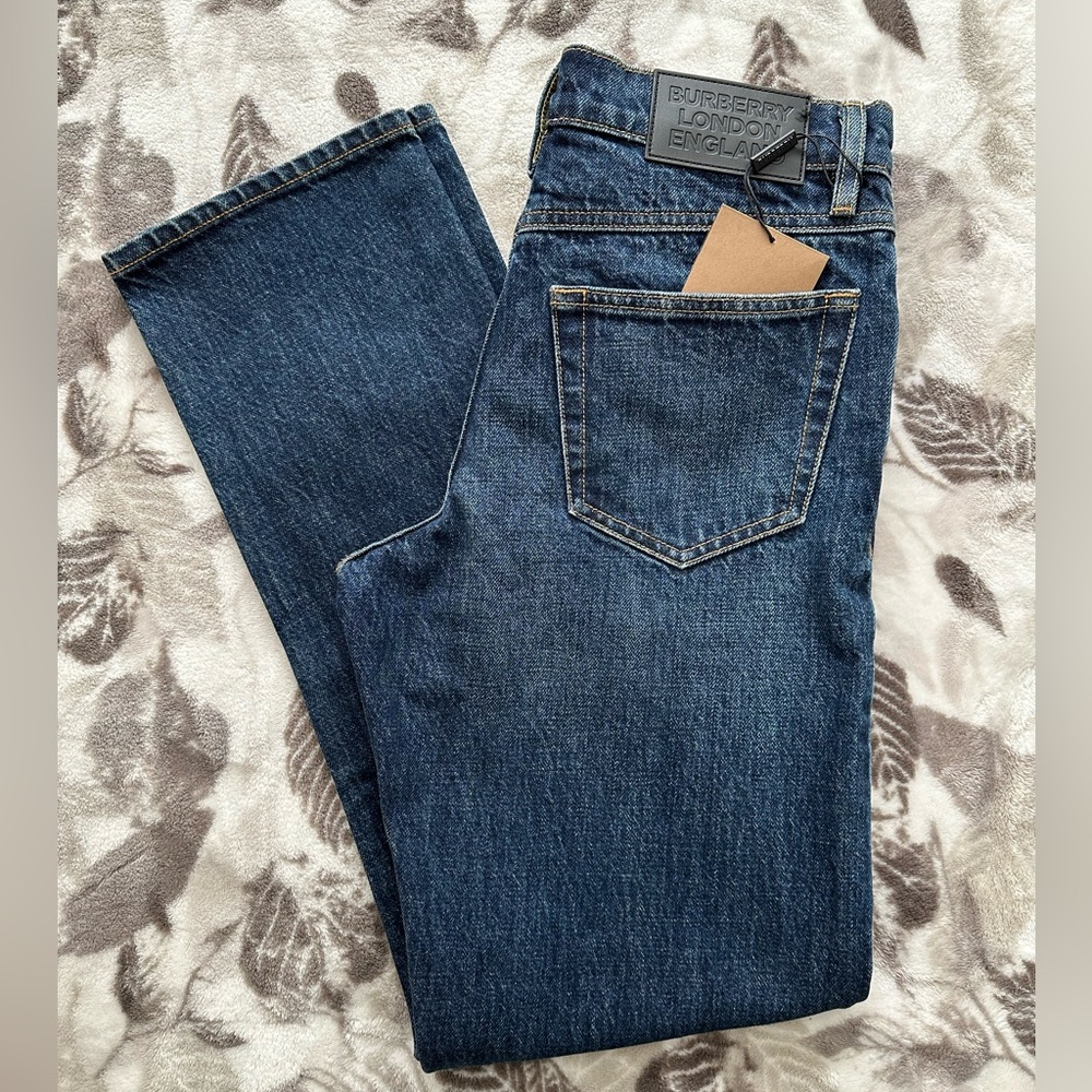 Burberry Straight Leg Jeans Size 30 NWT